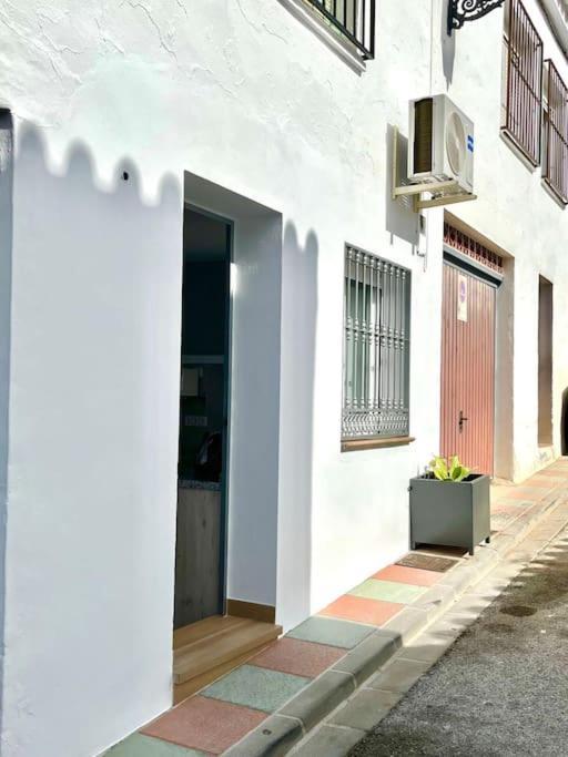 Apartamento Nuevo Y Centrico Frigiliana Buitenkant foto